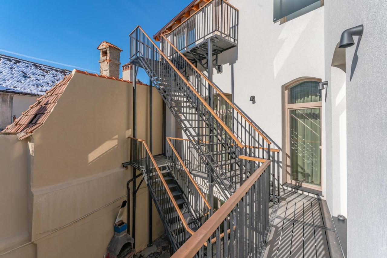 premium suites Postavarului Braşov Exterior foto