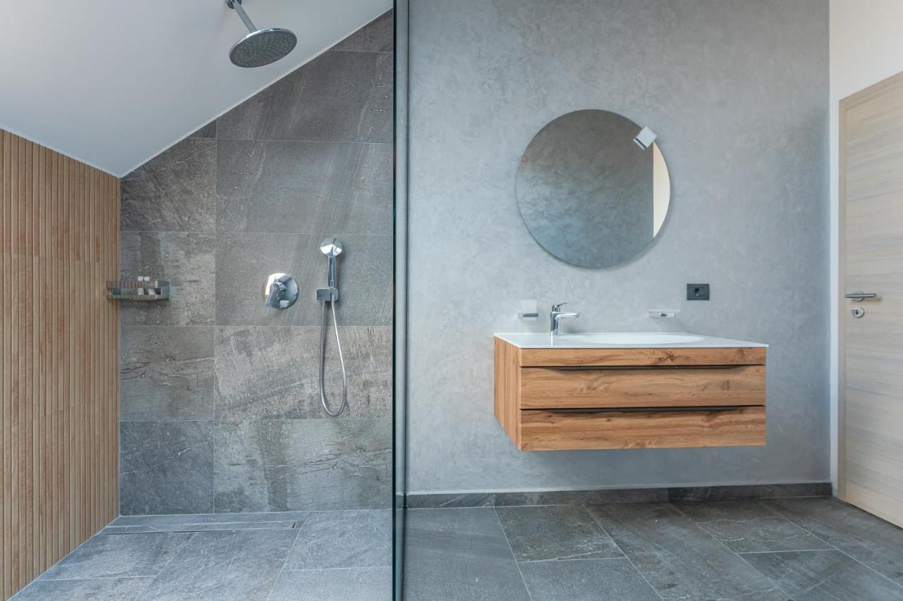 premium suites Postavarului Braşov Exterior foto