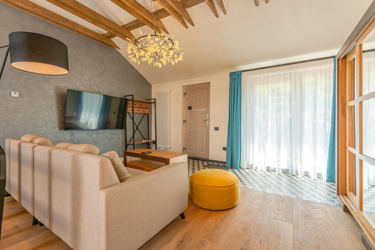premium suites Postavarului Braşov Exterior foto