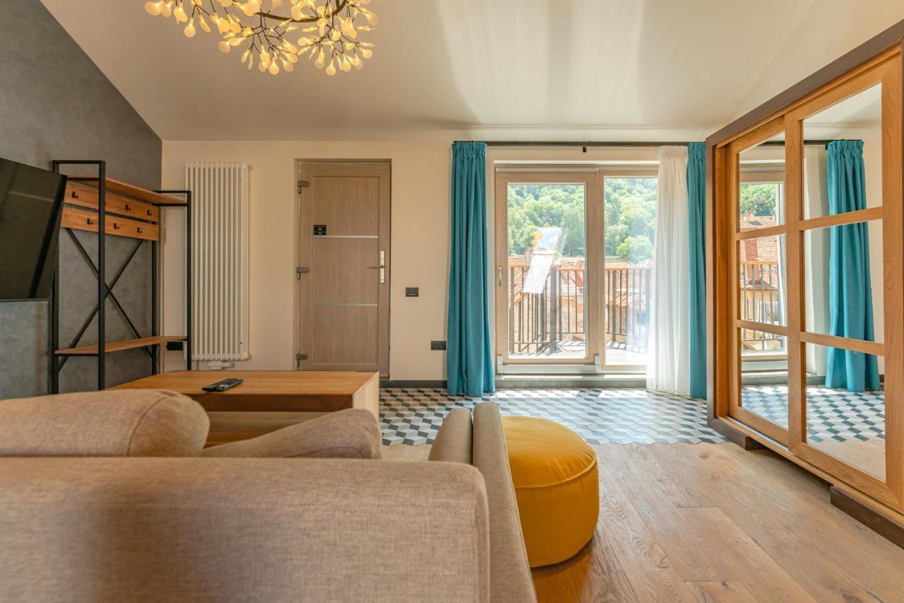 premium suites Postavarului Braşov Exterior foto