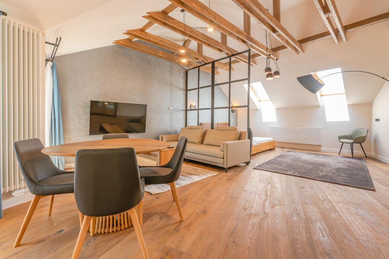 premium suites Postavarului Braşov Exterior foto