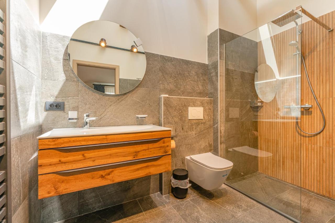 premium suites Postavarului Braşov Exterior foto
